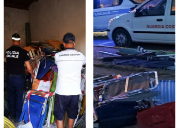 Cirò Marina: Blitz sulla spiaggia libera, sequestrati oltre 200 ombrelloni e 100 sedie lasciati abusivamente