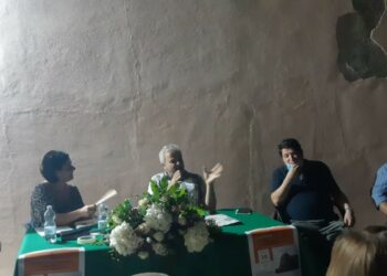 “ Le fortificazioni dell’antico territorio di Ciro’ ” presentato il libro di Isabella Gaudino e Federico Cordella