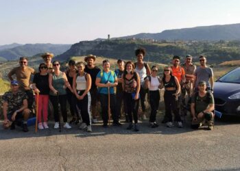 “La notte delle stelle Aru Vitusellu” a Scala Coeli, Escursionisti passano la notte sul monte