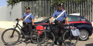 Turisti subiscono furto di biciclette elettriche, prontamente recuperate dai Carabinieri
