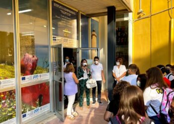 Iniziato l’anno scolastico all’Istituto Filottete di Cirò Marina, gli auguri dell’amministrazione comunale