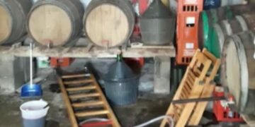 Tragedia in Calabria, 4 persone nella cisterna del mosto uccise dalle esalazioni