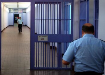 Agente Polizia penitenziaria aggredito da un detenuto nel carcere di Castrovillari