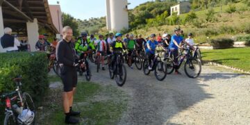 Alla scoperta dei vigneti del Cirò con tanti appassionati di mountain-bike