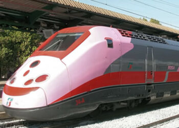 FS italiane, “Frecciarosa”: mercoledì 20 ottobre la prevenzione viaggia in treno fra Cosenza e Reggio Calabria