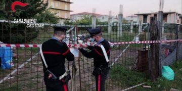 Sequestrate 5 discariche abusive a Isola Capo Rizzuto e Cirò Marina, denunciate 6 persone
