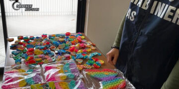 I Carabinieri Nas sequestrano 150 giocattoli di tipo “popit”, segnalato negoziante di cinese