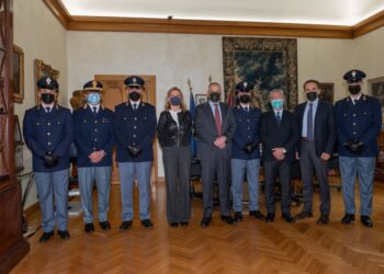 Salvataggio migranti a Isola Capo Rizzuto, il Capo della Polizia Giannini incontra i quattro poliziotti