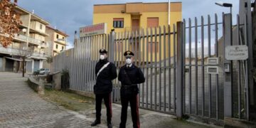 Roccabernarda: perseguita e aggredisce senza motivo un 39enne, arrestato dai Carabinieri