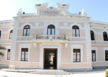 Cittadinanza attiva e democratica, il Consiglio dell’Ordine Avvocati di Crotone incontrerà gli studenti del Liceo Pitagora