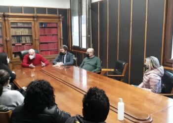 Comune di Crotone, incontro con una delegazione dei lavoratori della Abramo Customer Care