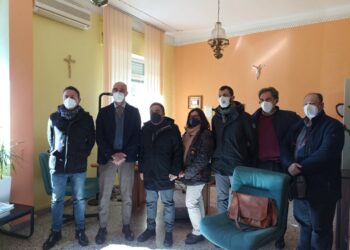 Crotone, incontro tra dirigente Santoro del Liceo Gravina e il presidente della provincia Ferrari