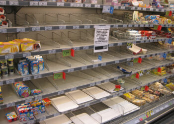 Coldiretti Calabria: con il blocco del trasporto su strada scaffali vuoti, cibo buttato, carrello della spesa in aumento, alimenti per la zootecnia fermati