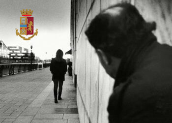 Coppia molestatrice raggiunta da due ordinanze di misure cautelari: arresti domiciliari per l’uomo e divieto avvicinamento per la donna