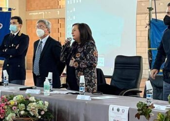 Incontro informativo all’IPSIA di Crotone, la dirigente Anania ringrazia la Questura di Crotone