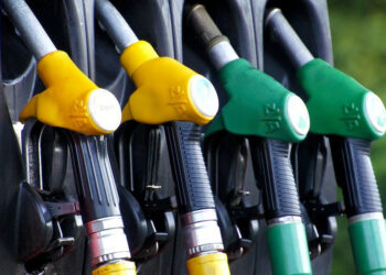 Caro prezzi carburante: sanzionati 34 impianti nella provincia di Cosenza