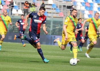 Calcio Serie B, 34^ giornata: Crotone vs Ternana 1-2