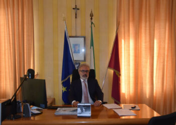 Il Kiwanis Club di Cirò Marina Apollo Aleo premia il Questore Nicola Alfredo Parisi alla XXVII edizione del Premio We Build “Franco Mignolo”