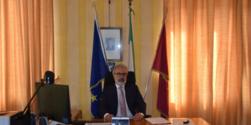 Il Kiwanis Club di Cirò Marina Apollo Aleo premia il Questore Nicola Alfredo Parisi alla XXVII edizione del Premio We Build “Franco Mignolo”