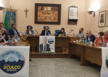 Cirò, elezioni comunali 2022: Mario Sculco presenta la sua squadra, cinque donne e sette uomini