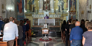 L’ultimo saluto commosso al grande maestro Elio Malena