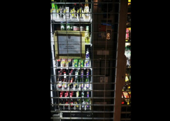 Controlli a Crotone e Rocca di Neto: la Polizia di Stato denuncia e sanziona per violazione dei divieti di vendita di bevande alcoliche