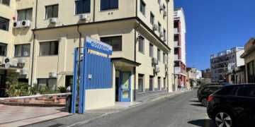 Le Castella: denunciato e sanzionato dalla Polizia amministrativa titolare di chiosco sprovvisto di autorizzazioni