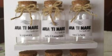 Lo studente univesitario che vende aria di mare in barattolo