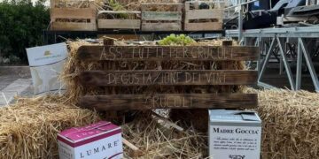 Crucoli, ottima accoglienza per la 18ma degustazione dei vini