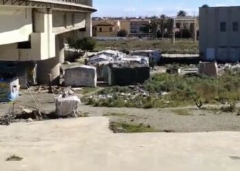 A nessuno importa “dell’Hotel stazione” a Crotone