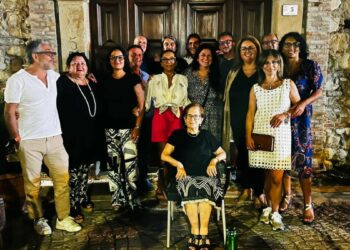 Cirò Marina, gli ex alunni dell’elementari si ritrovano dopo 40 anni