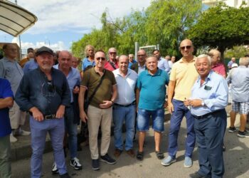 Cirò Marina, sit-in davanti al Poliambulatorio Asp