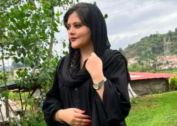 Forum Famiglie Calabria: appello alle donne e agli uomini contro la violenza in Iran sulle donne