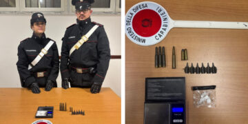 Cirò Marina: arrestato 39enne con droga e munizioni da guerra nascoste in casa