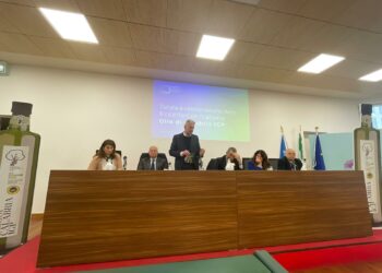 L’olio di Calabria Igp si presenta con una nuova etichetta identificativa: tracciabilità, sicurezza e lotta alla contraffazione