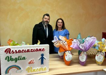 Un gesto d’amore per i ragazzi speciali: le Filiali della BCC Calabria Ulteriore donano uova di Pasqua all’associazione Voglia di Vincere