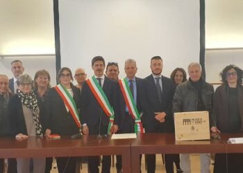 Firmato a Villa Mondragone il patto di gemellaggio tra Cirò e Monte Porzio Catone nel nome di Luigi Lilio e del vino