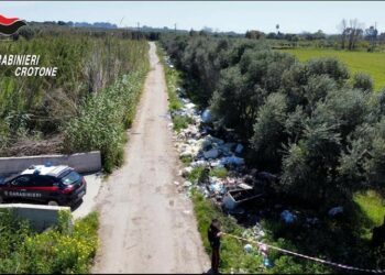 Crotone e provincia, maxi operazione dei Carabinieri: sequestrate sei discariche abusive