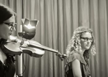 Virtuosismo e poesia per violino e pianoforte: grande successo del duo Manganaro-Mineo al Festival Pitagora