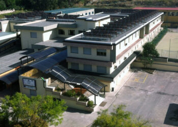 Crotone, il 28 maggio la cerimonia di chiusura del corso “Impara a gestire il tuo denaro” all’Istituto Pertini