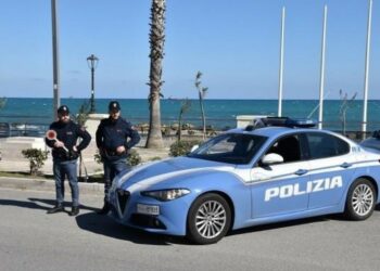 Crotone, vertice in Prefettura per l’estate sicura: rafforzati i controlli lungo la costa e nei luoghi affollati