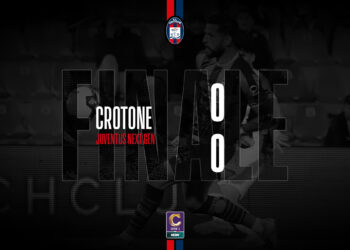 Squali avanti nei Playoff: Crotone vs Juventus Next Gen 0-0
