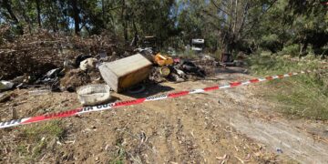 Crotone, sequestrata una discarica abusiva di circa 1000mq