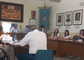 Cirò, il sindaco Sculco azzera la Giunta: Francesco De Fine nuovo vicesindaco al posto di Strumbo