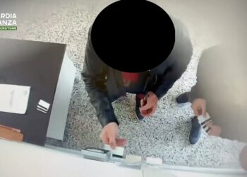 Crotone, scandalo all’ARSAC: 20 dipendenti denunciati per assenteismo e truffa aggravata