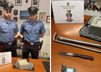 Cutro, tenta di scassinare il Postamat e si nasconde in bagno: 36enne arrestato dai Carabinieri