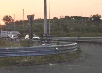 Corigliano-Rossano, tragedia sulla Statale 106: perde la vita un giovane motociclista di 17 anni