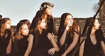 Voci di cenere: il dolore delle Troiane tra mito e coscienza civile