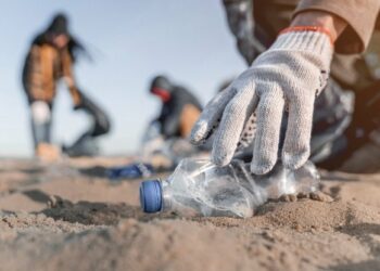 Pulizia spiagge, pubblicato Avviso erogazione contributi ai Comuni costieri