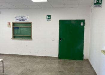 Nuovo furto nella farmacia dell’Asp di Cirò Marina: rubati farmaci oncologici, svuotato anche il frigorifero